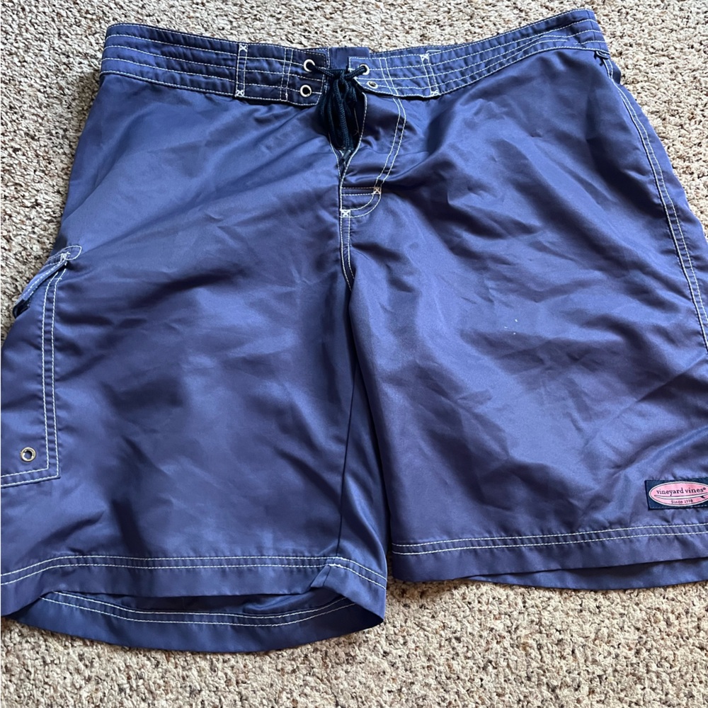 Men’s vineyard vines swim shorts